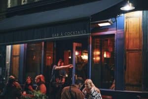 Lire la suite à propos de l’article Meilleurs bars Paris 11ème arrondissement en 2026